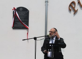 Zagórów: Odsłonięcie tablicy żydowskiej (foto)