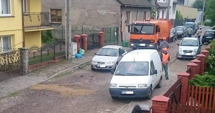 Mieszkańcy Bóźniczej: Nie będzie już darmowego parkowania