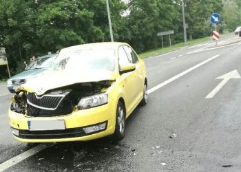 Groźnie w Cieninie. Zderzyła się z tirem