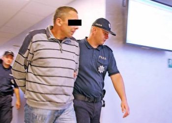 Nie potrafi wybaczyć synowi. Zgotował jej istne piekło