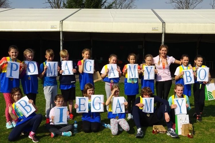 Młodzi lekkoatleci wracają do treningów