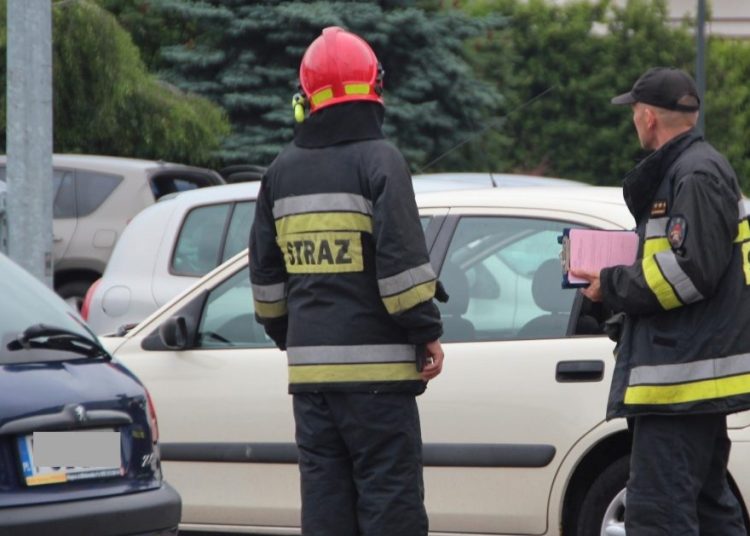 Akcja przy Lidlu. 9-miesięczne dziecko potrzebowało pomocy