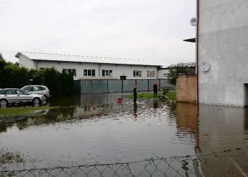 Zalania po gwałtownej burzy