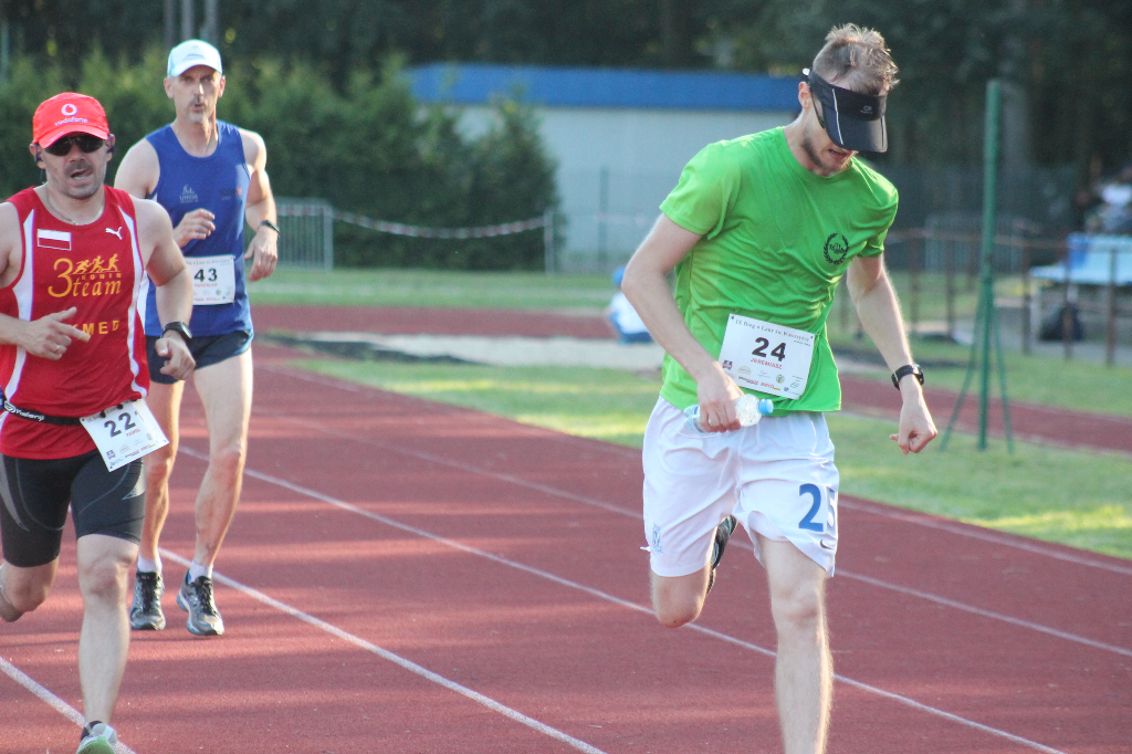 Biegi Wawrzynkowe na ponad 300 fotografiach