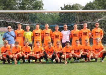 Wygrana Czarnych, remis juniorów