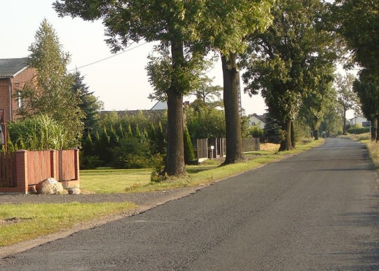 Potrącił i uciekł. Trwają poszukiwania kierowcy ciągnika