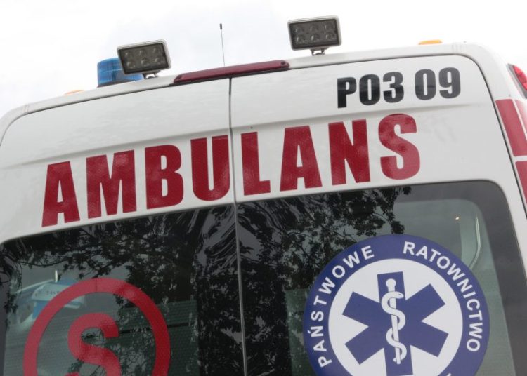 Karetka na plaży. Ratowali 36-latka