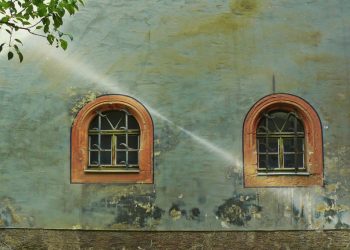 Jak wykonać ocieplenie domu?