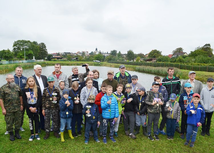 Wędkarskie zmagania najmłodszych