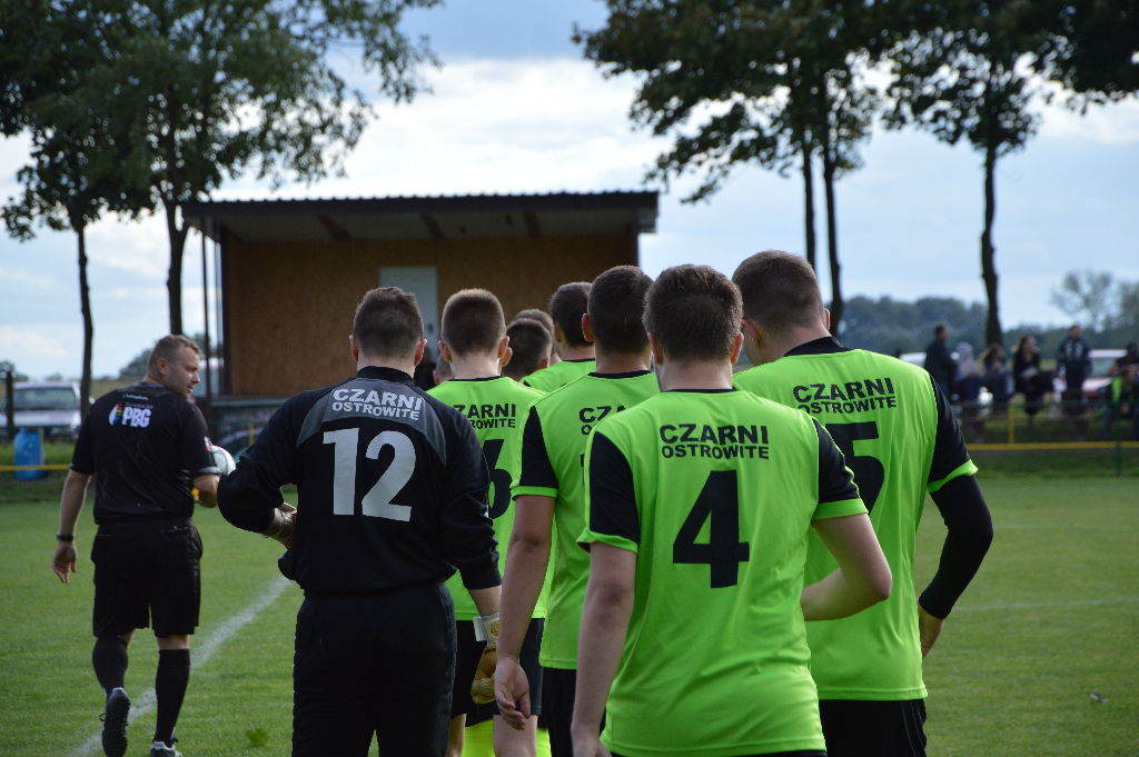 Kapitan uratował Czarnych. Zdjęcia z derbów