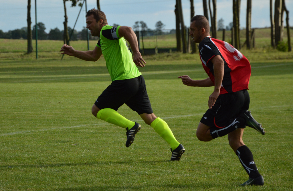 Kapitan uratował Czarnych. Zdjęcia z derbów