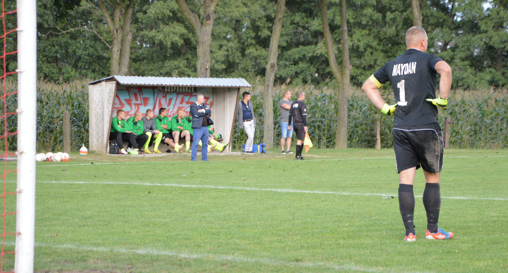 Kapitan uratował Czarnych. Zdjęcia z derbów