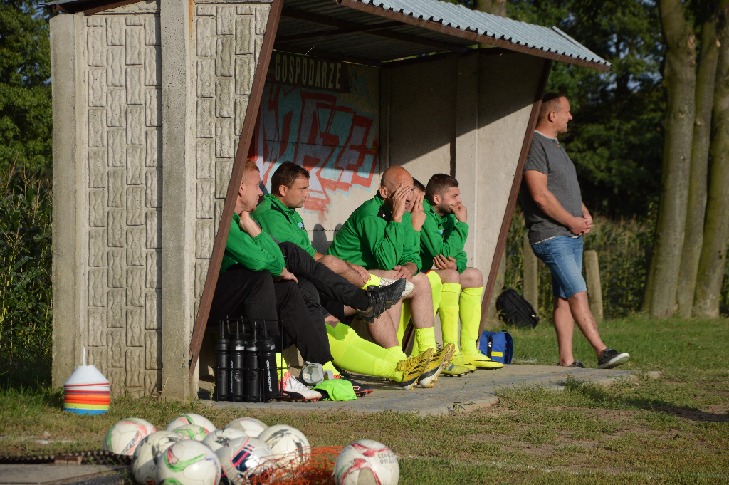 Kapitan uratował Czarnych. Zdjęcia z derbów