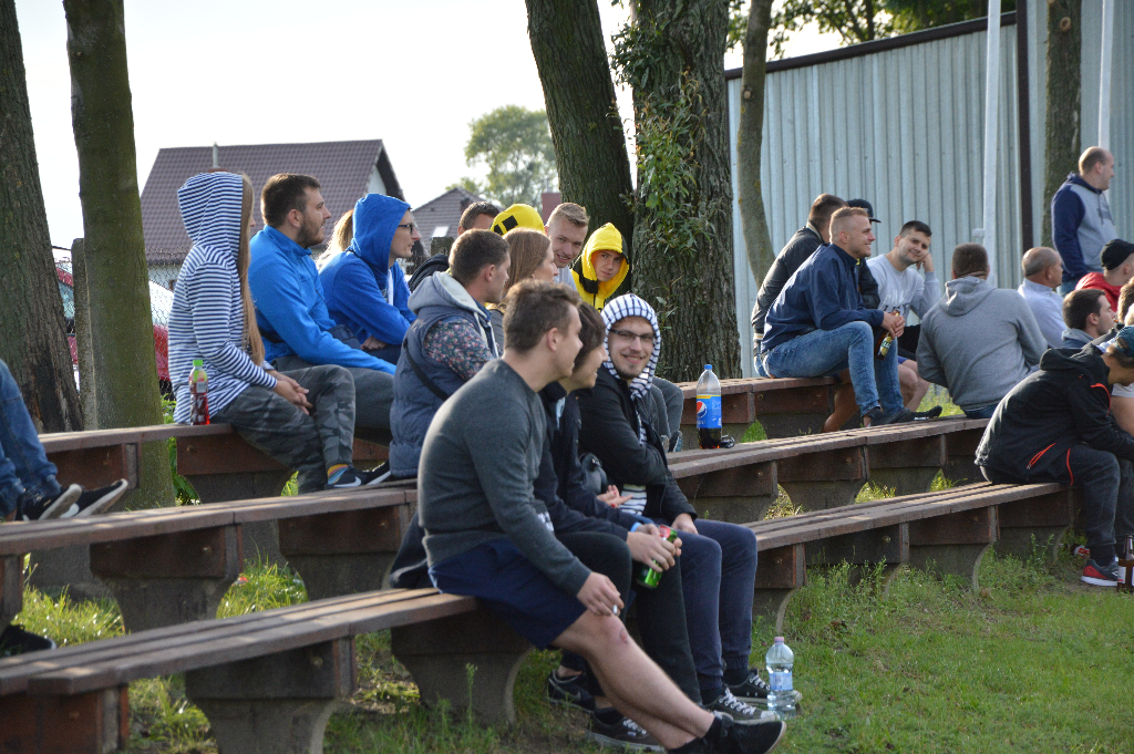 Kapitan uratował Czarnych. Zdjęcia z derbów