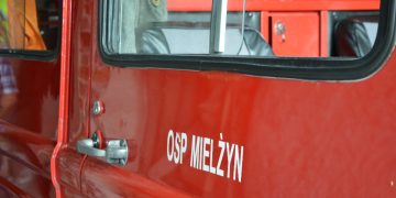 Zbierają na sztandar. Proboszcz dał 500 zł