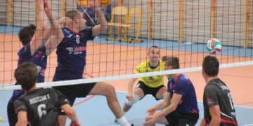 Inauguracyjna porażka TODO Czarnych