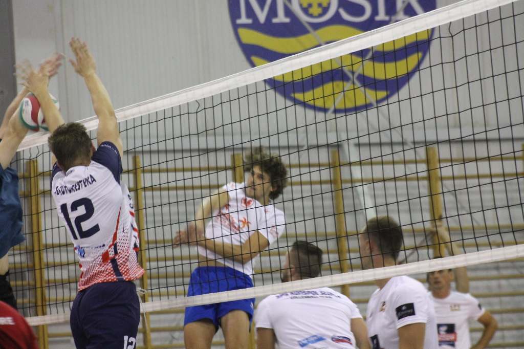 Sparowali z 3-ligowym beniaminkiem. Foto