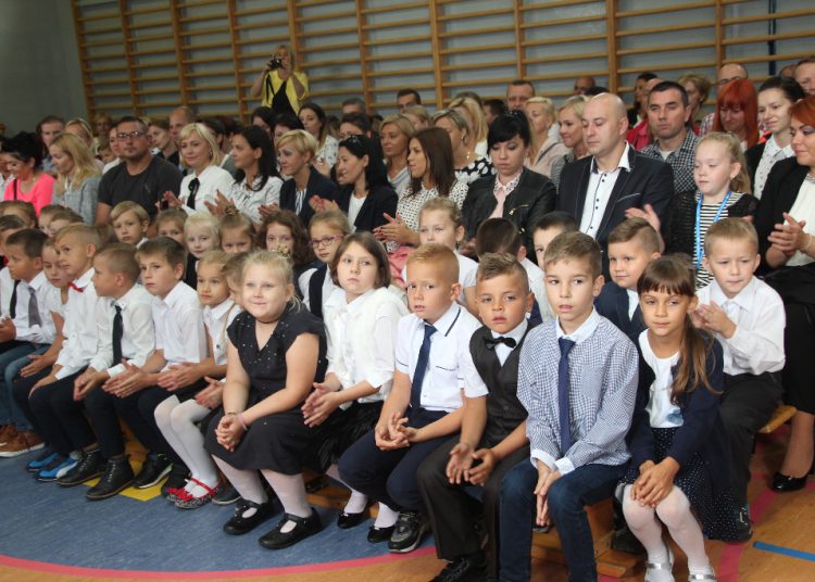 Rozpoczęcie roku w Jedynce ZDJĘCIA