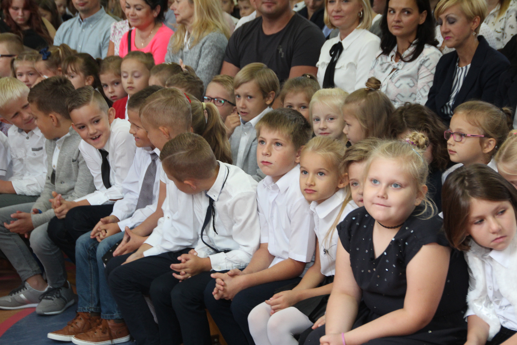 Rozpoczęcie roku w Jedynce ZDJĘCIA