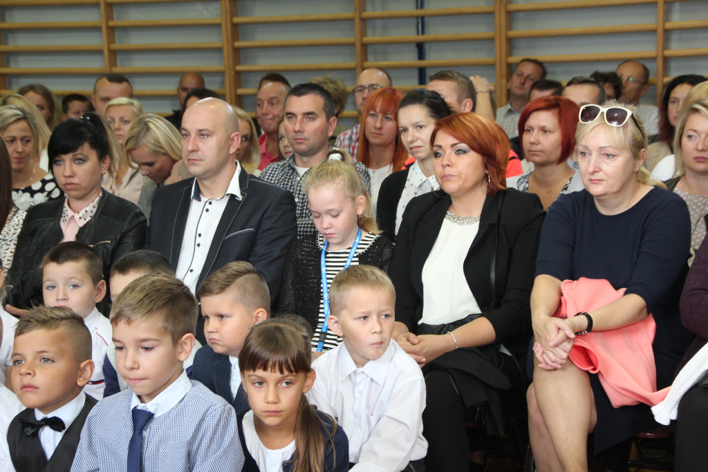 Rozpoczęcie roku w Jedynce ZDJĘCIA