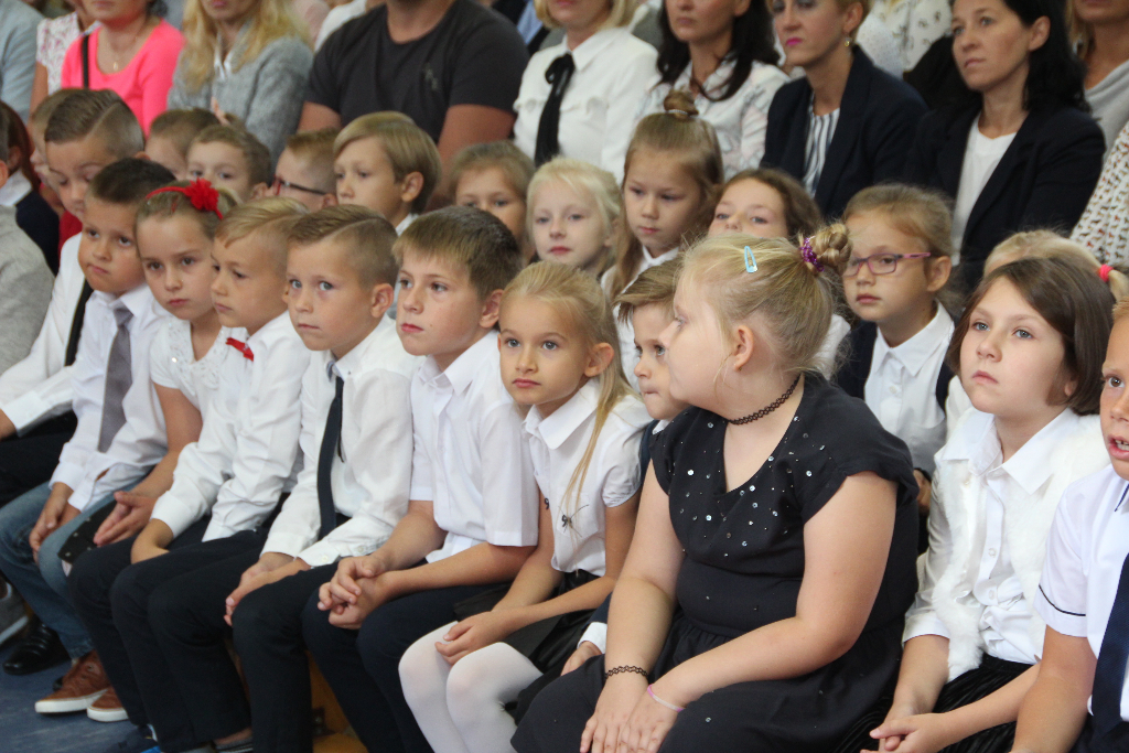 Rozpoczęcie roku w Jedynce ZDJĘCIA