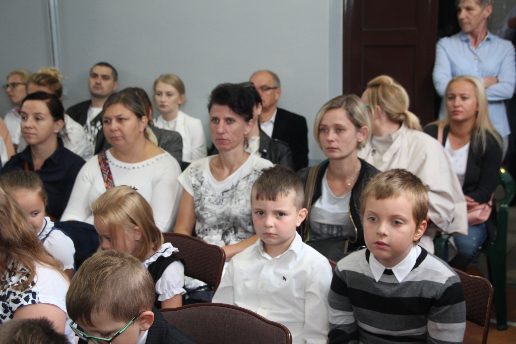 Rozpoczęcie roku w Jedynce ZDJĘCIA