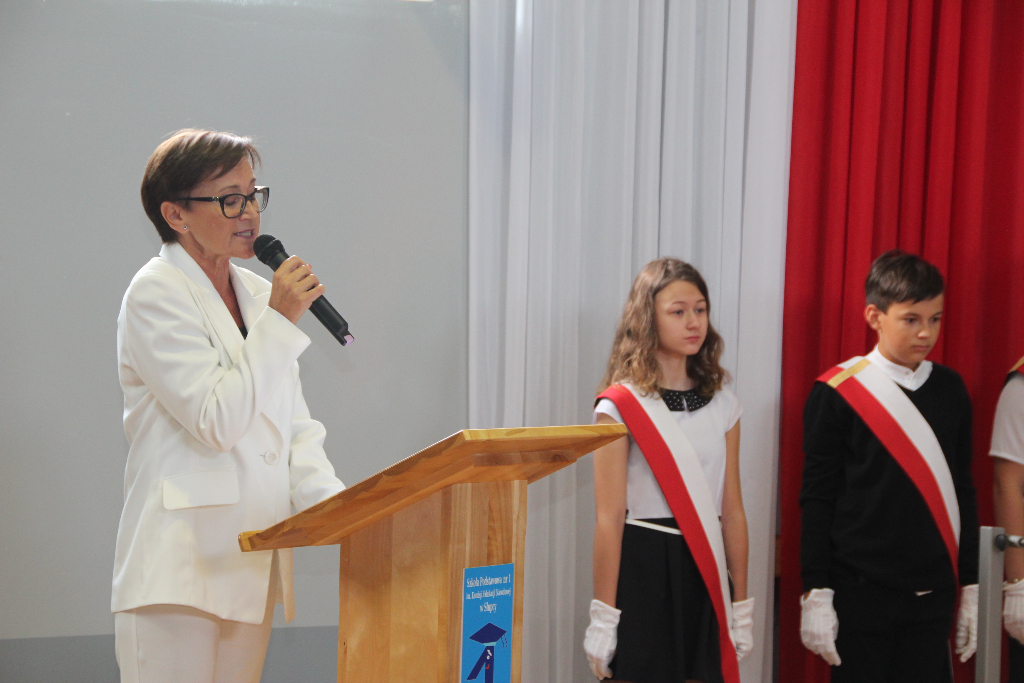 Rozpoczęcie roku w Jedynce ZDJĘCIA