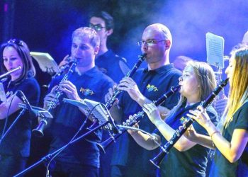 Zagrają pod oknem papieskim