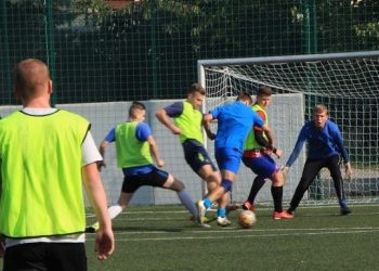 Nicolaus pierwszym liderem