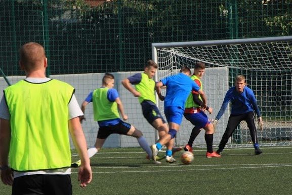 Nicolaus pierwszym liderem