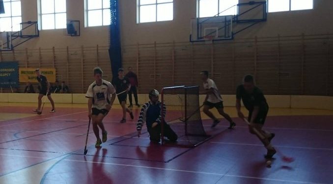 Trzecie unihokejowe złoto dla zawodówki i ogólniaka