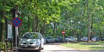 Walka z turystycznym procederem