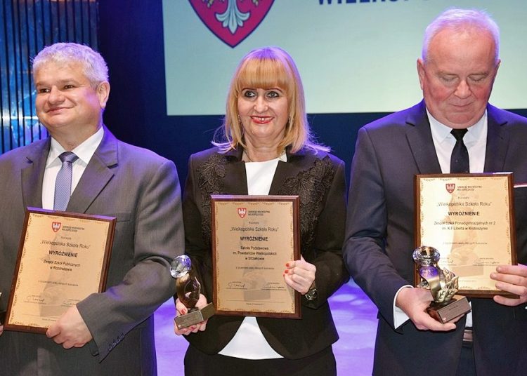 Wyróżnienia dla strzałkowskiej podstawówki