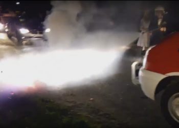 Nowożeńcy gasili pożar. W drodze na swoje wesele