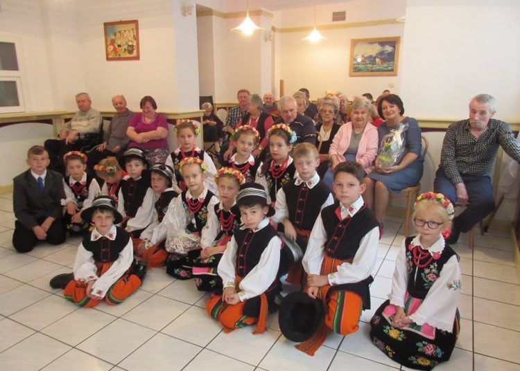 Iskierki wystąpiły dla seniorów