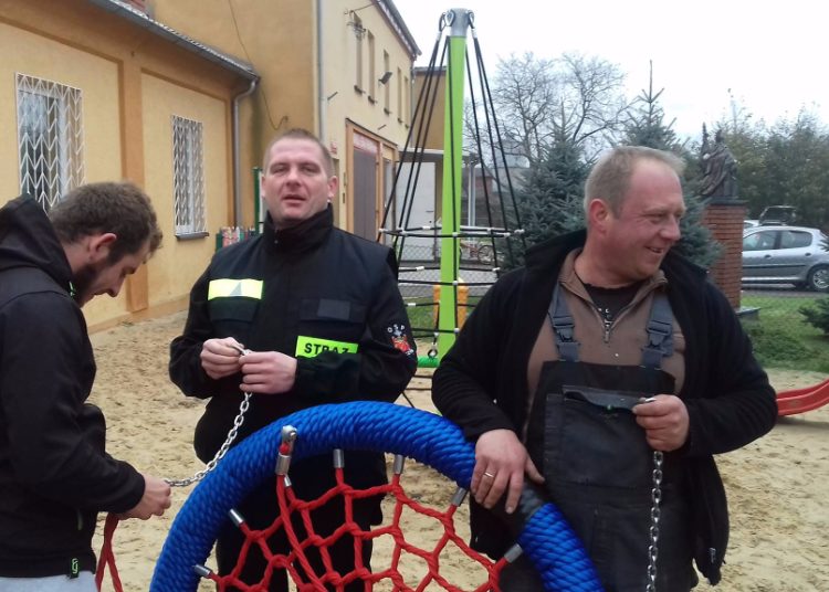 Trąbczyn: doposażą plac zabaw