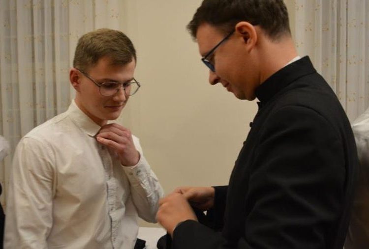 Będziemy mieli kolejnego księdza. Przyjął już sutannę