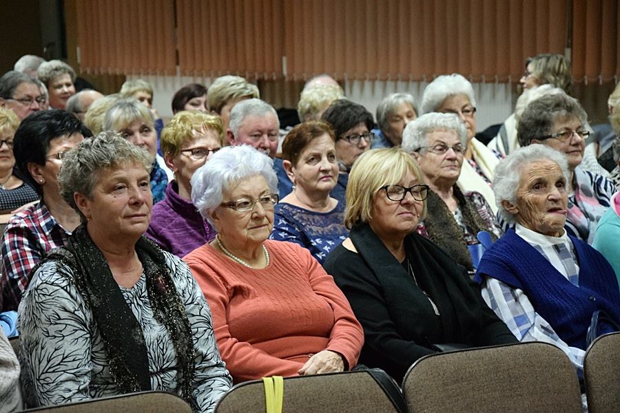 Z Wysp Salomona do Strzałkowa