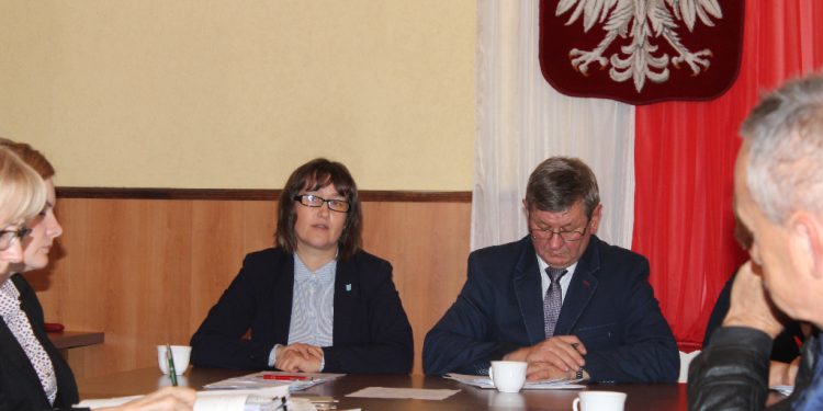 Gizałki nie płacą za śmieci