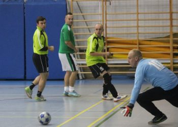 Halowe zmagania strażaków