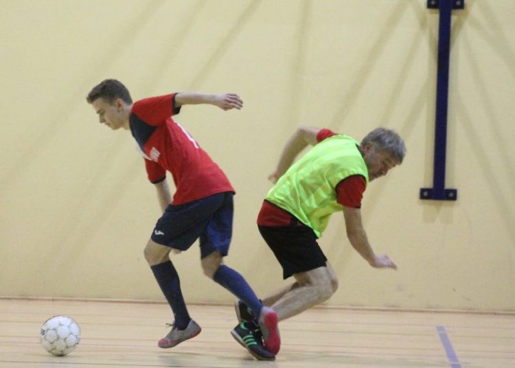 Kolejka „ostrych meczyków”