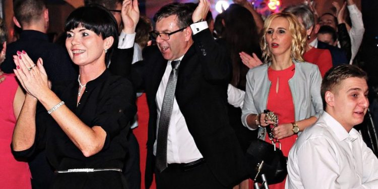 Bal w Rozalinie. Bawili się ze szkołą w Koszutach