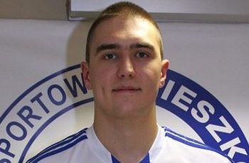 Beser odszedł z Mieszka