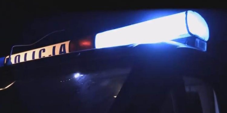 Wypadek w Powidzu. Dwie osoby w szpitalu