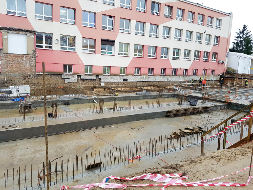 Jutro wmurują kamień węgielny. Będą utrudnienia