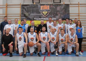 Grom punkt od victorii…