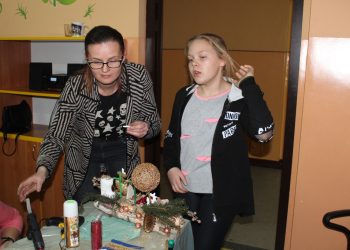 W Kotuni rodzinnie robili stroiki