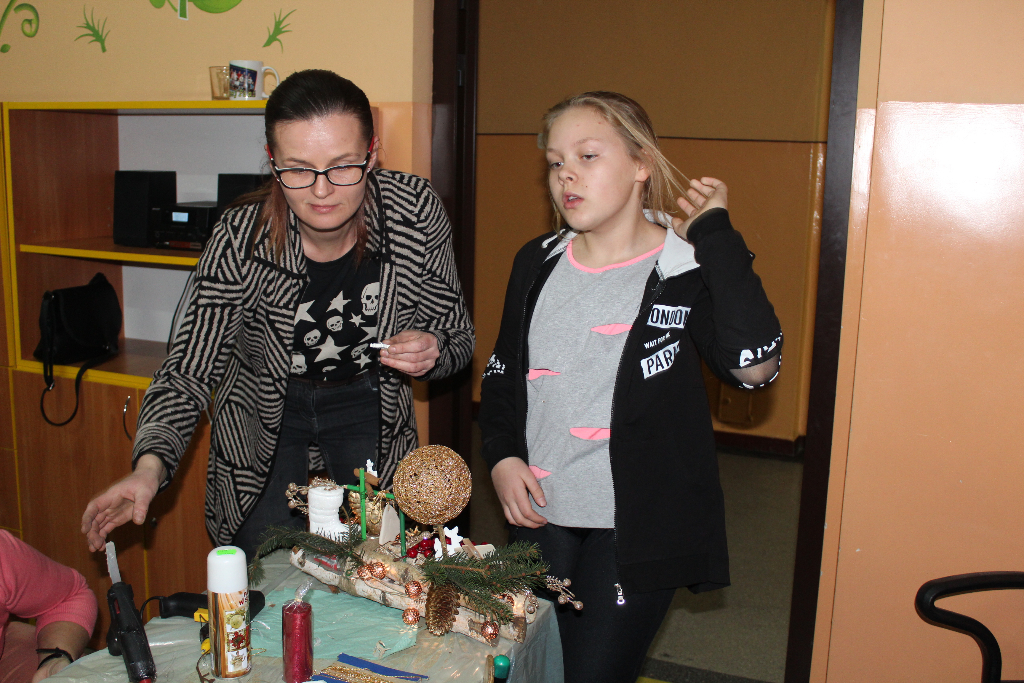 W Kotuni rodzinnie robili stroiki