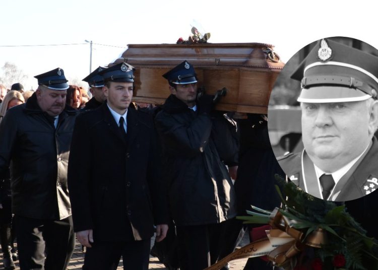 „Spokojnej, szerokiej drogi Piotr”. Pogrzeb niezwykłego człowieka