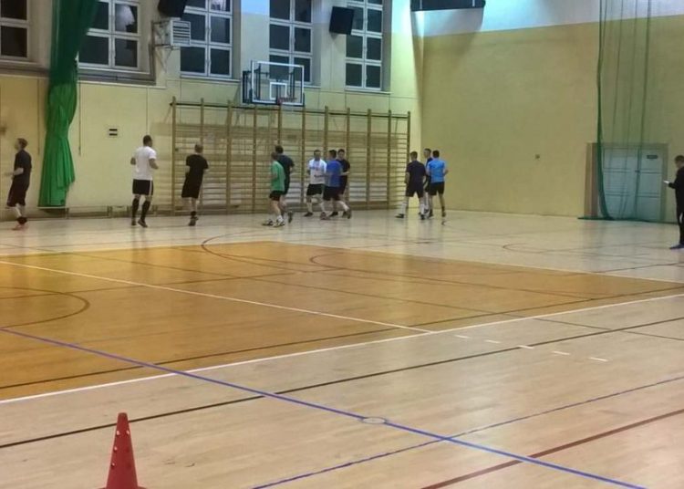 Ruszają piłkarskie przygotowania. ZKS z nowym trenerem